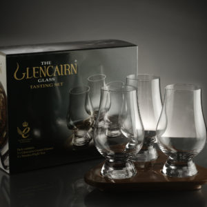 Glencairn tasting tray set with 3 glasses in front of box